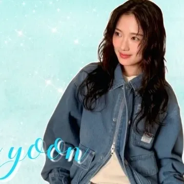 Latest photo of Kim Hyeyoon