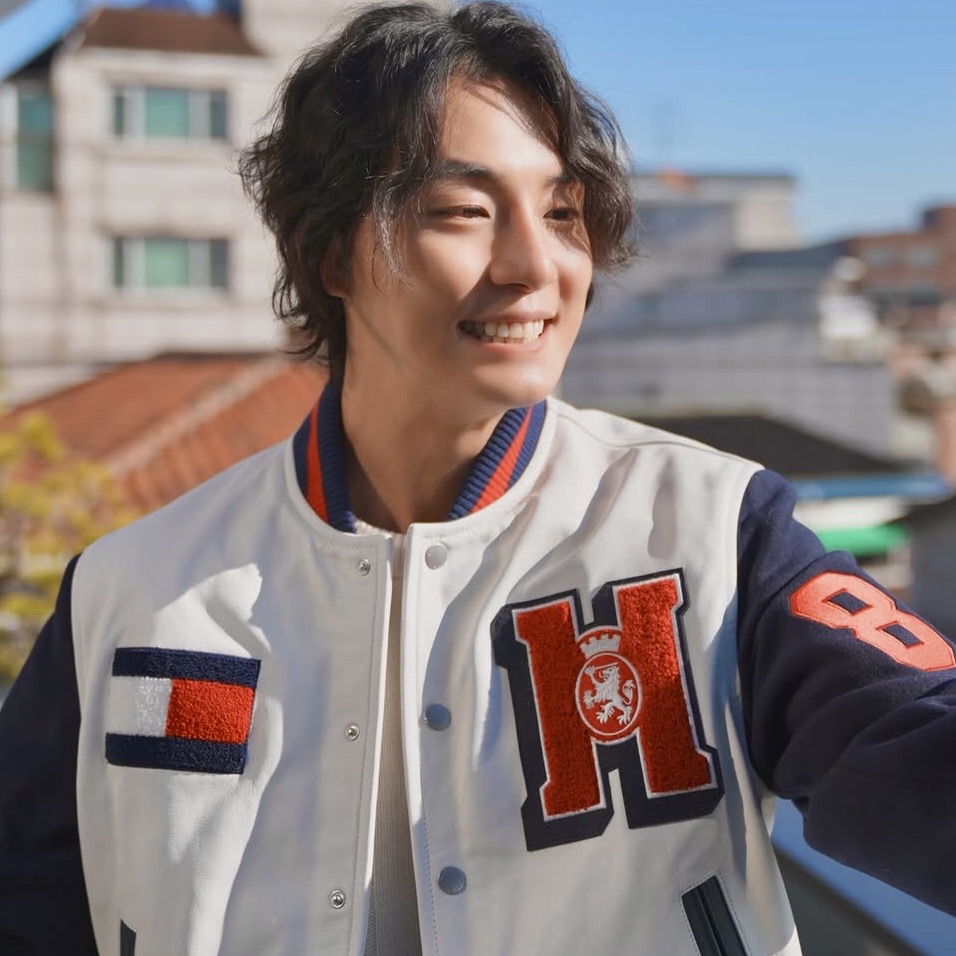 Behind-the-scenes cut of Yoon Shiyoon