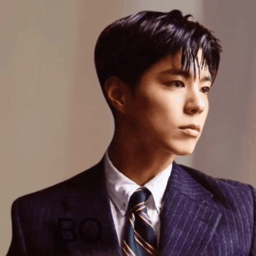 Behind-the-scenes cut of Park Bogum