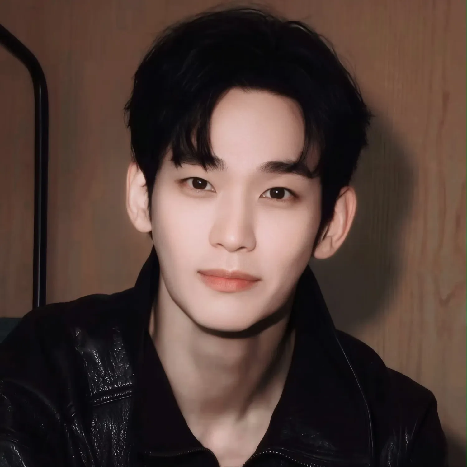 Behind-the-scenes cut of Kim Soohyun