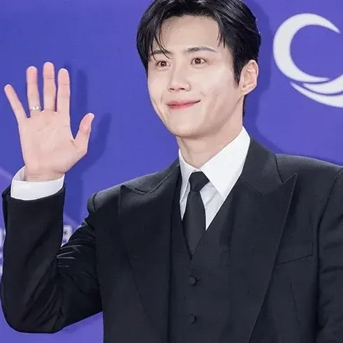Foto terbaru dari Kim Seonho