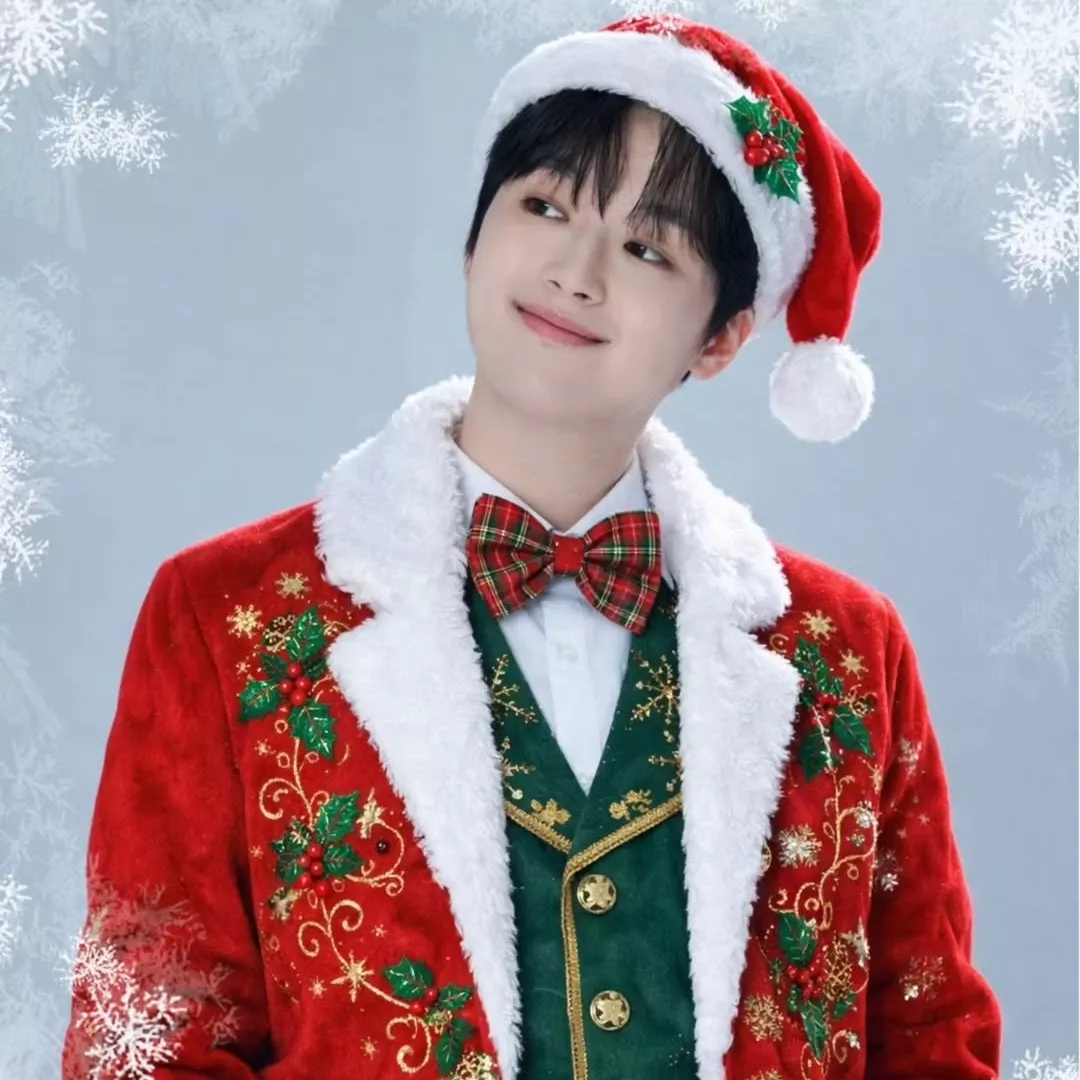 李灿元的最新照片