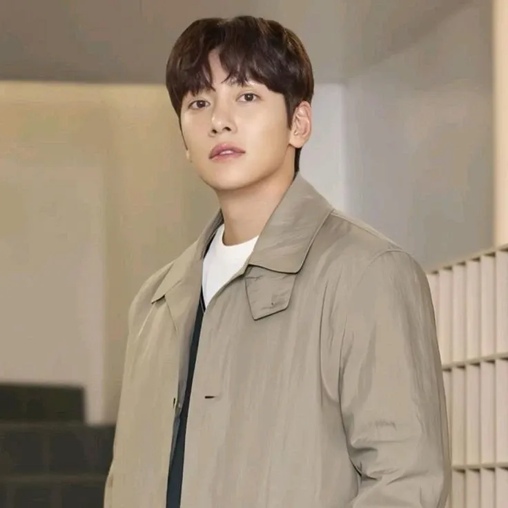 Latest photo of Ji Changwook