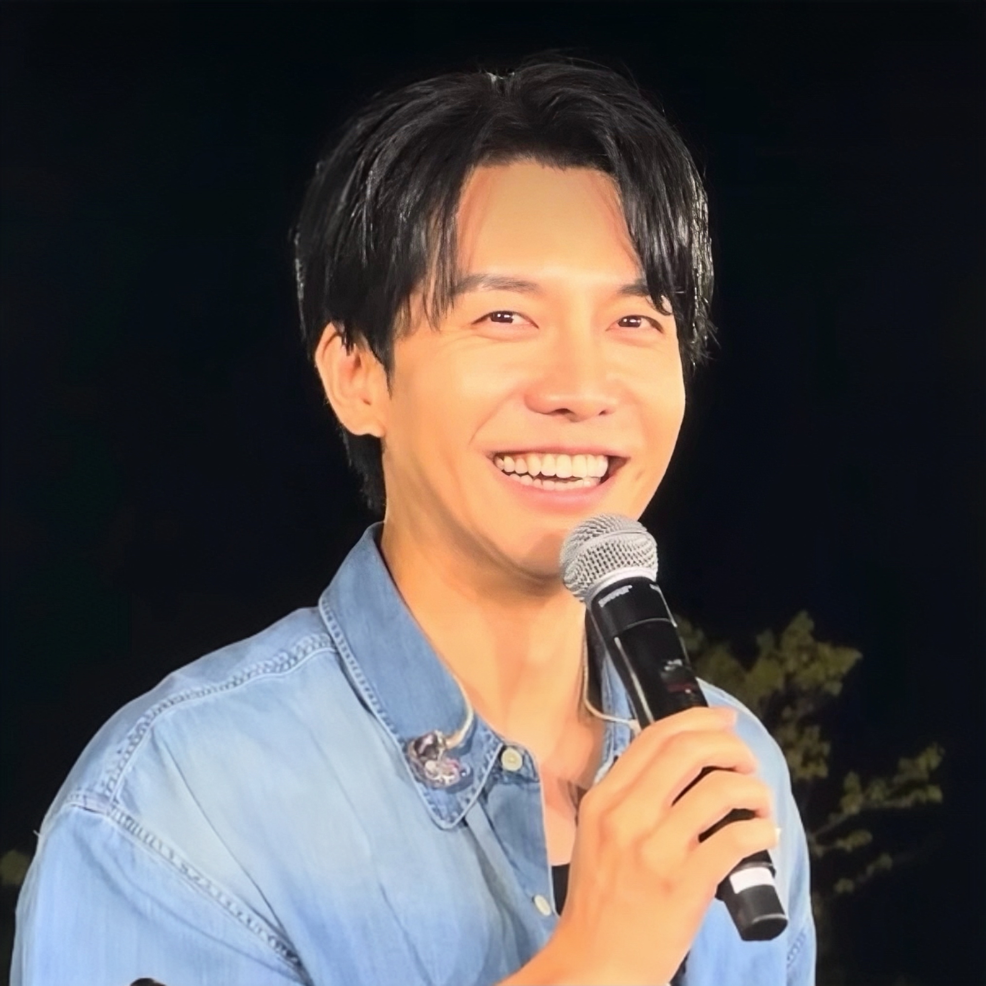 Cuplikan di balik layar dari Lee Seunggi