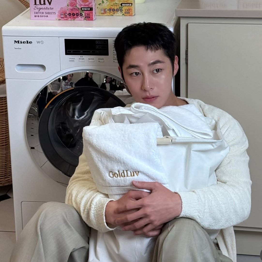 Foto terbaru dari Lee Jaewook