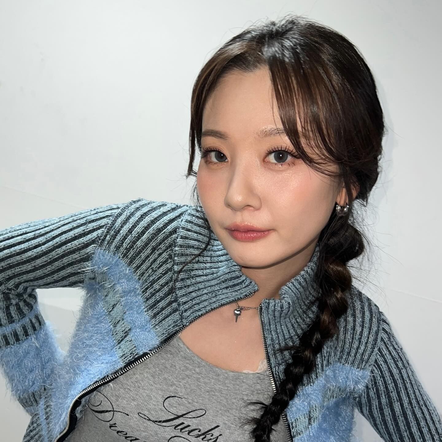 A moment captured by a fan of Bolbbalgan4