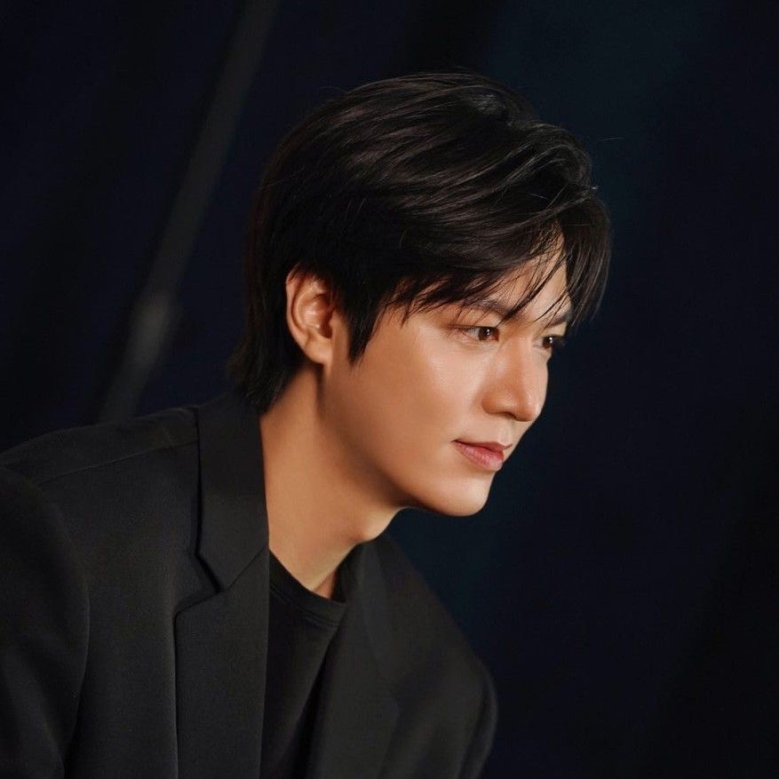 Recent activity shot of Lee Minho