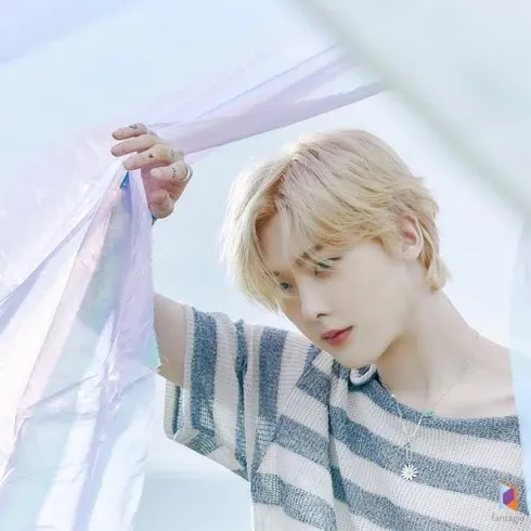 Latest photo of Yoon Sanha