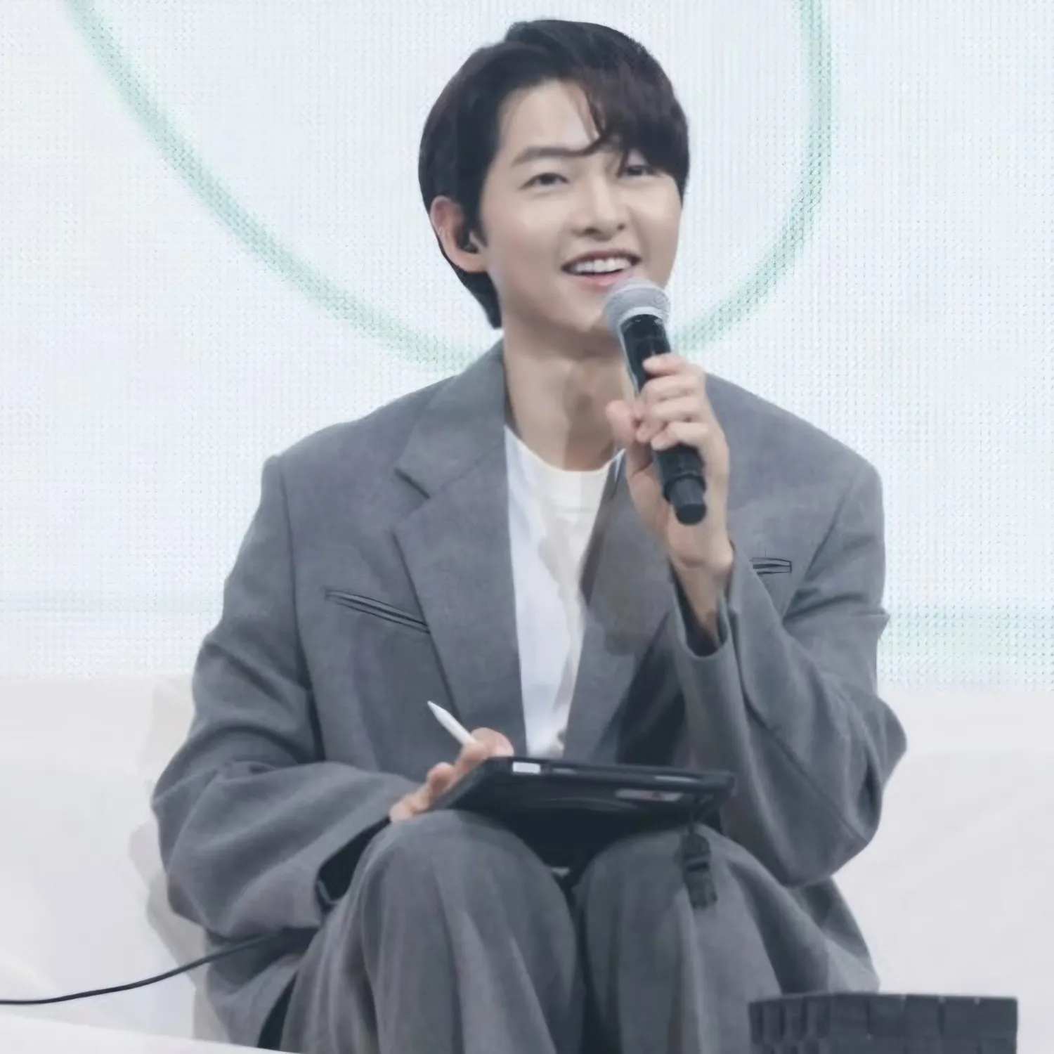 송중기 팬이 찍은 순간