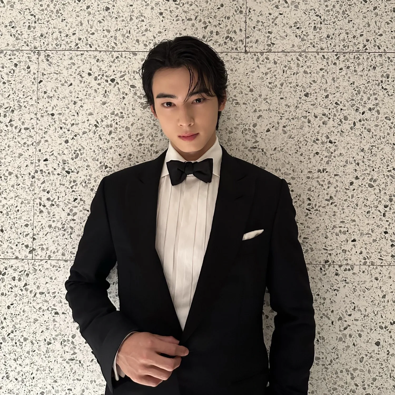 Recent activity shot of Cha Eunwoo
