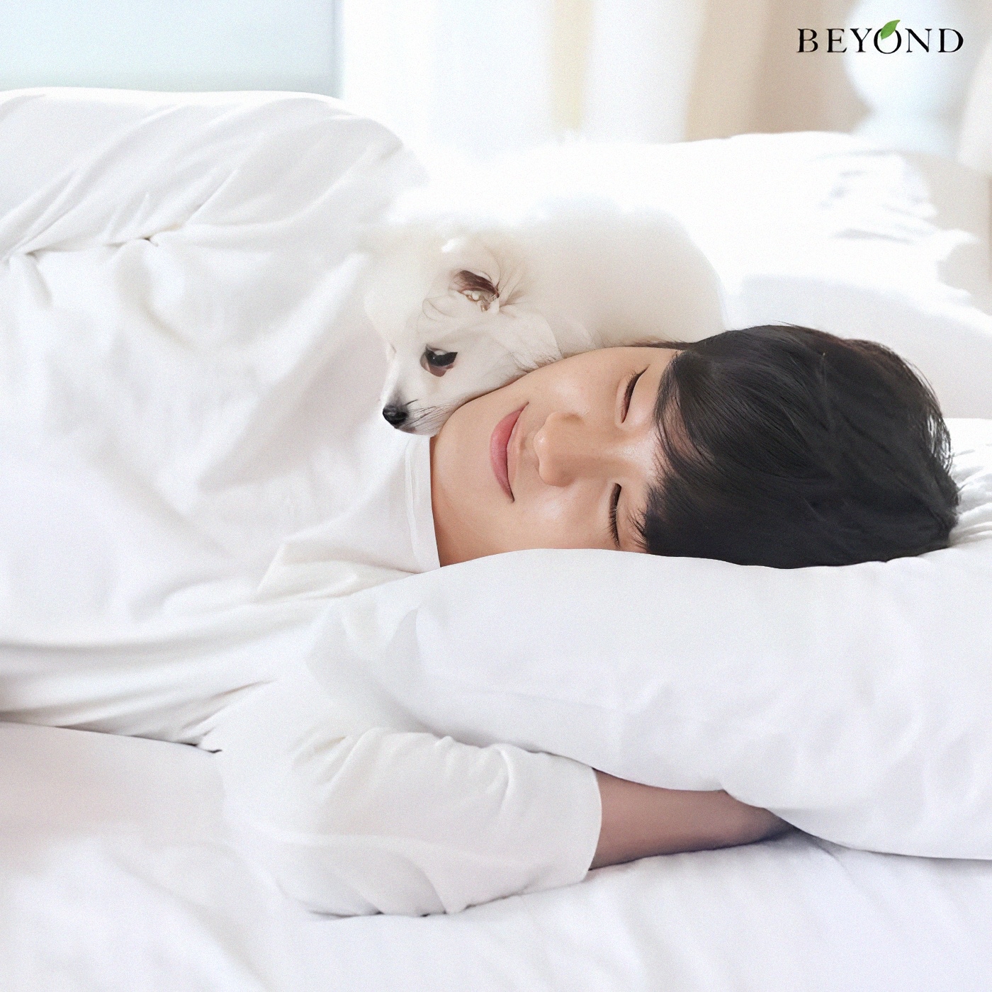 金秀賢的最新照片