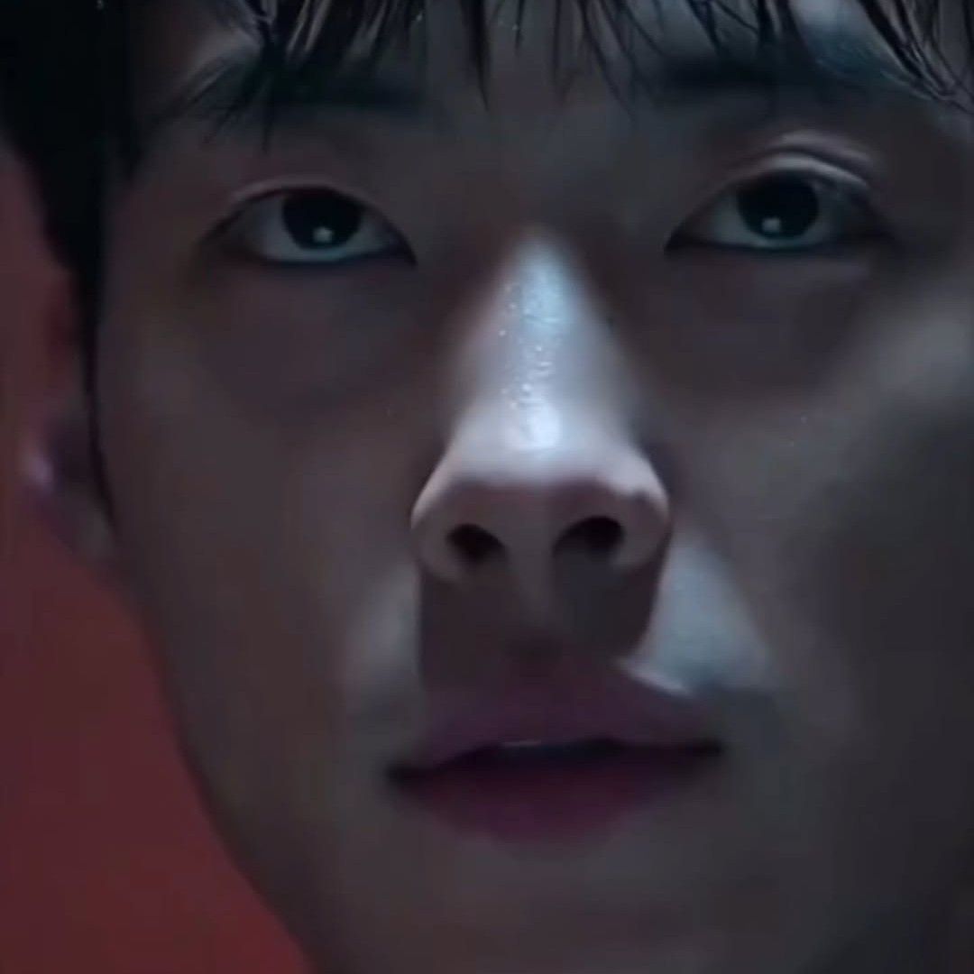 A moment captured by a fan of Woo Dohwan