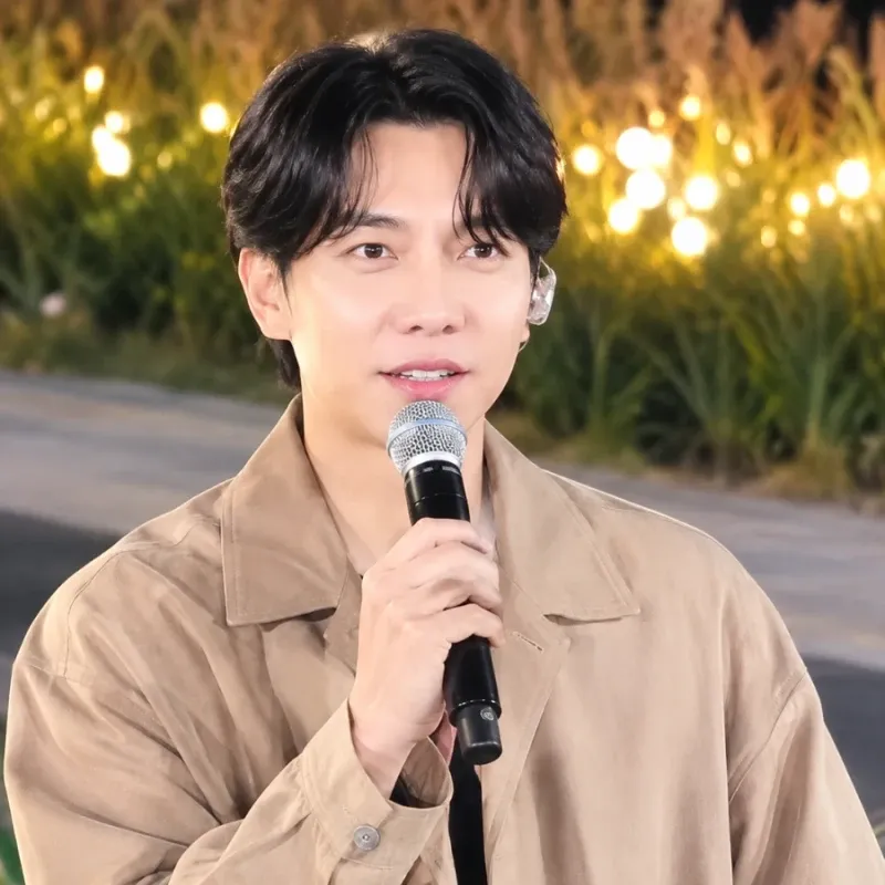 Foto kegiatan terbaru dari Lee Seunggi