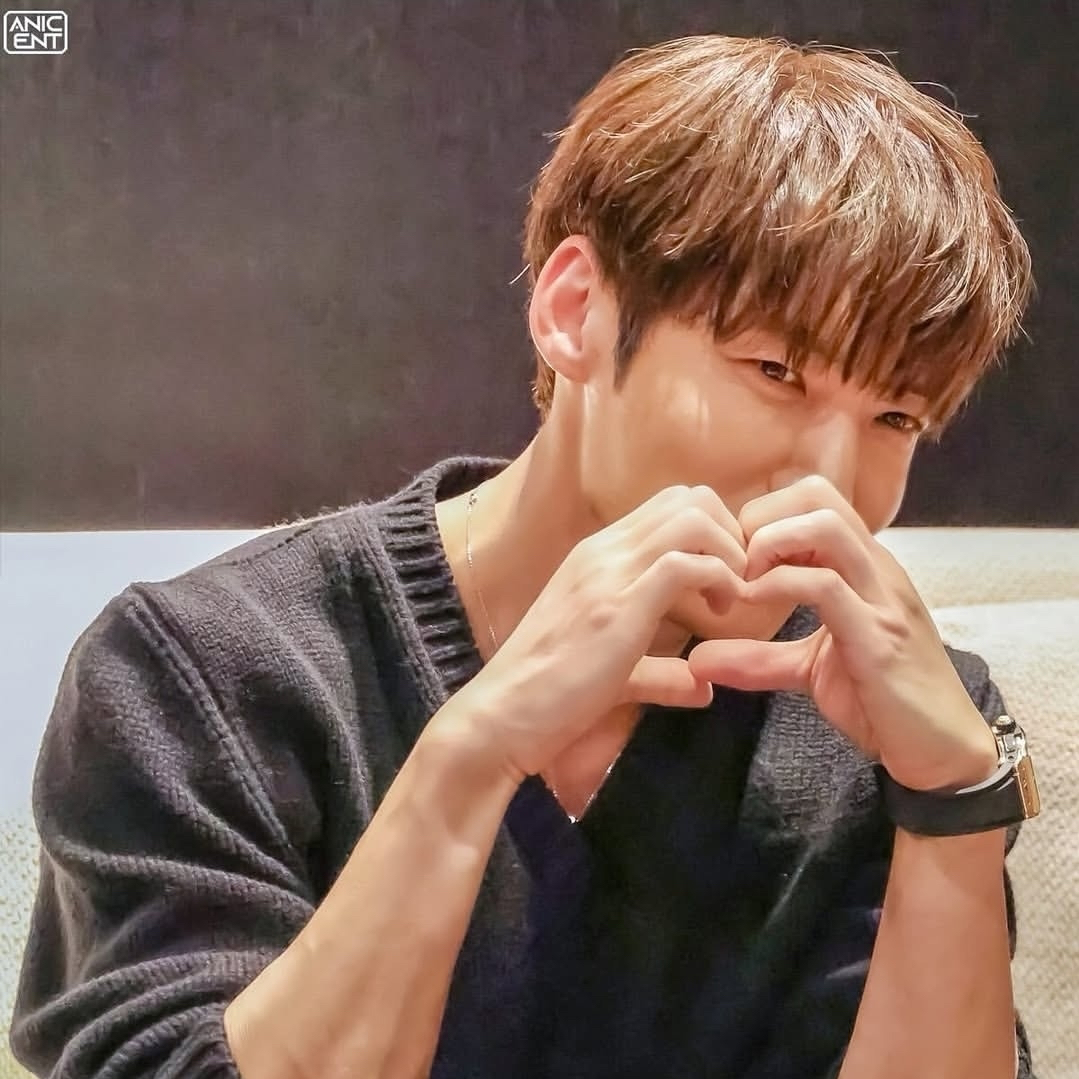 Behind-the-scenes cut of Choi Jinhyuk