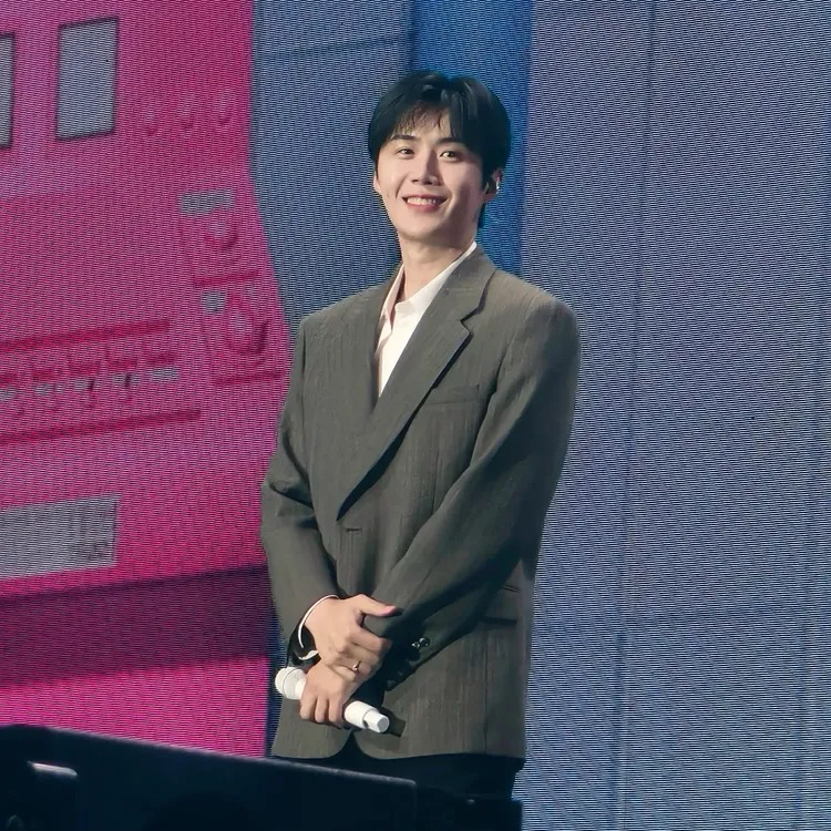A moment captured by a fan of Kim Seonho