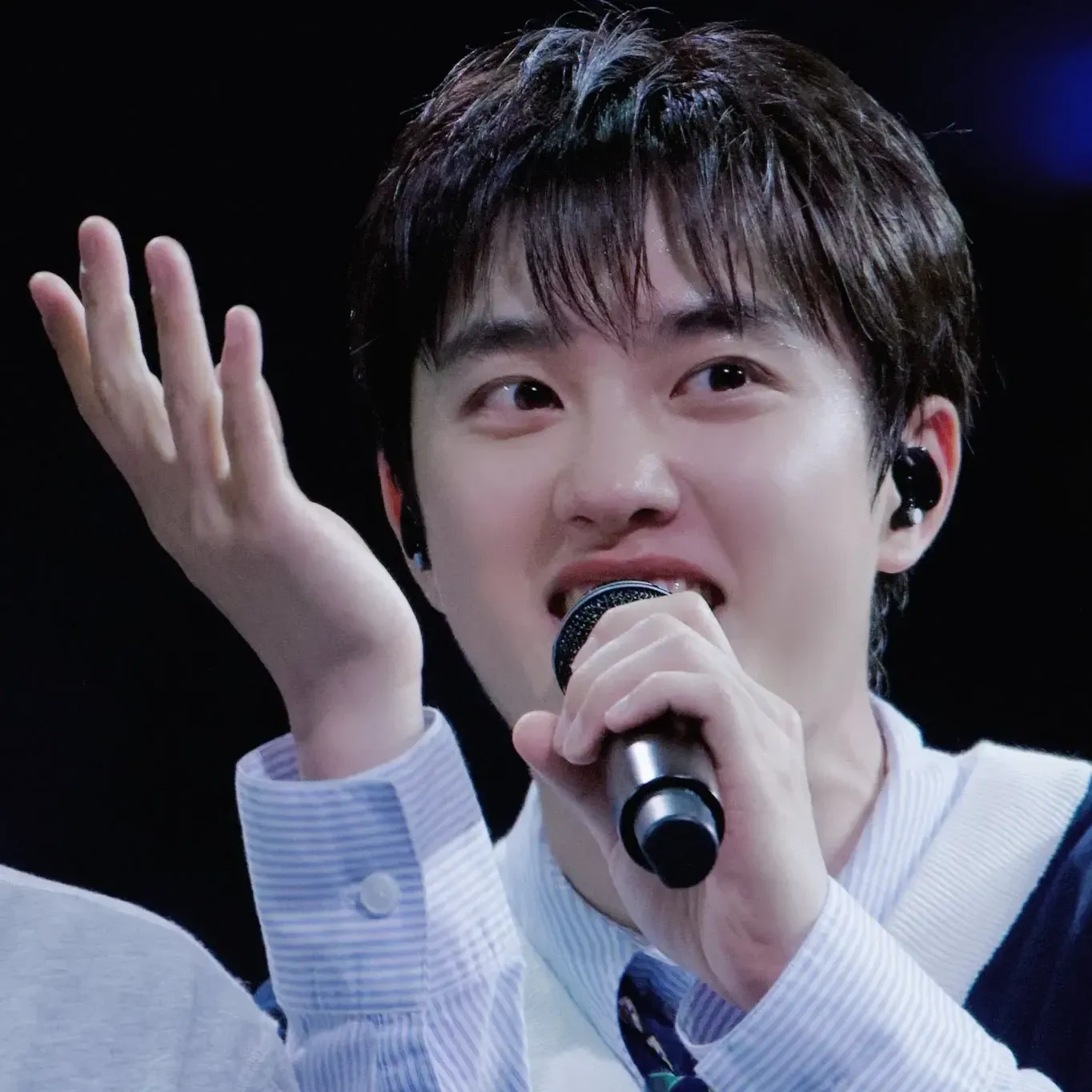 Momen yang diabadikan oleh penggemar Doh Kyungsoo (D.O.)