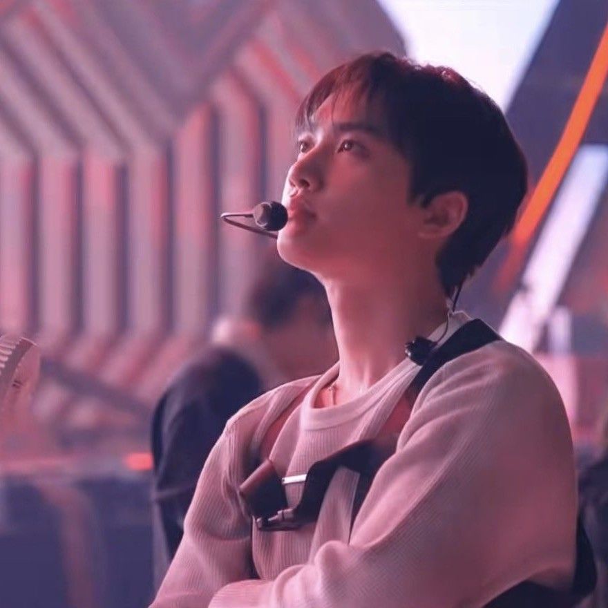 Cuplikan di balik layar dari Doh Kyungsoo (D.O.)