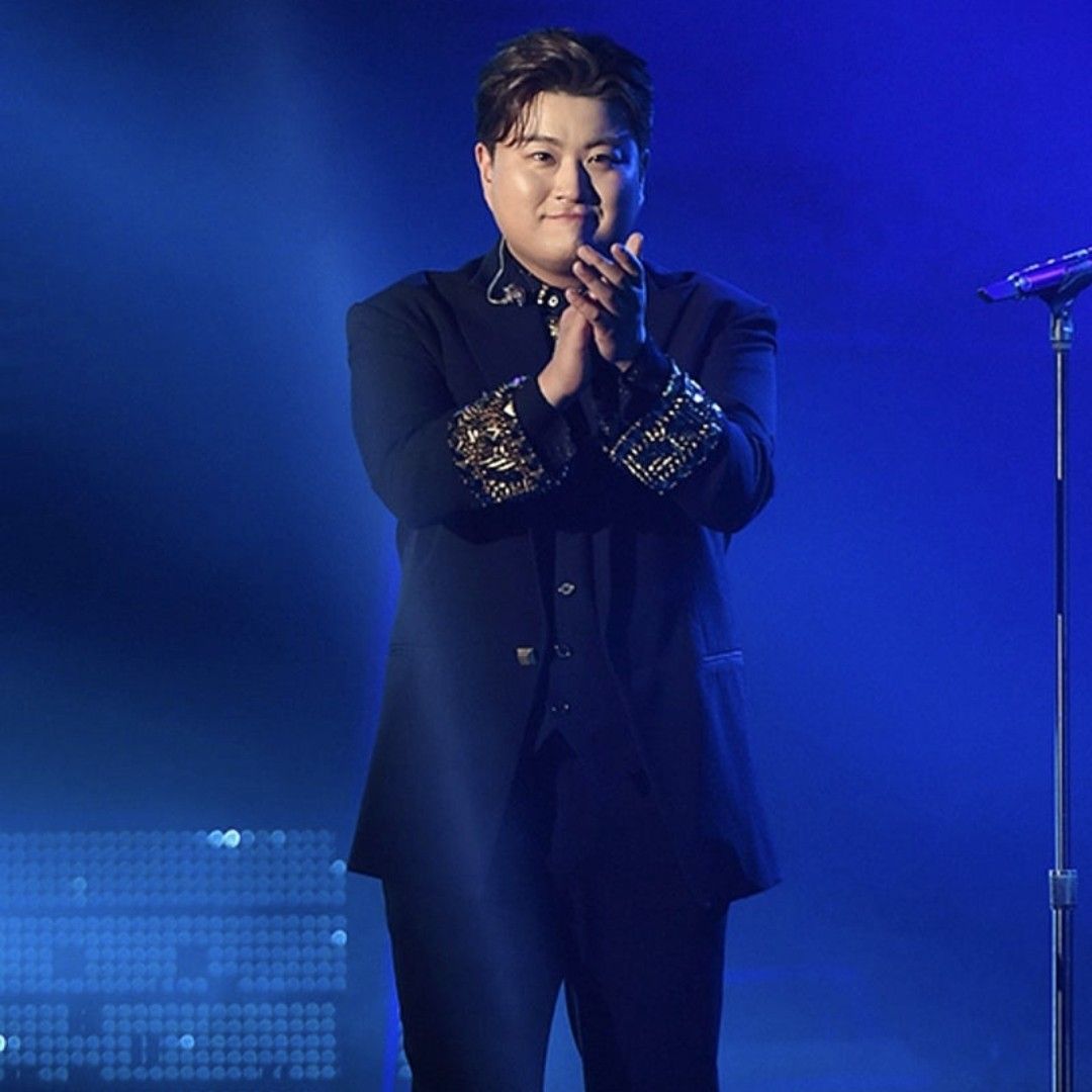 粉絲拍下的金浩中瞬間