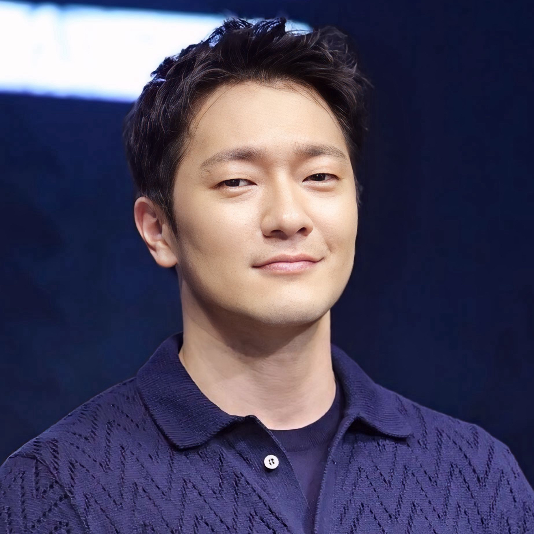 Latest photo of Son Seokkoo