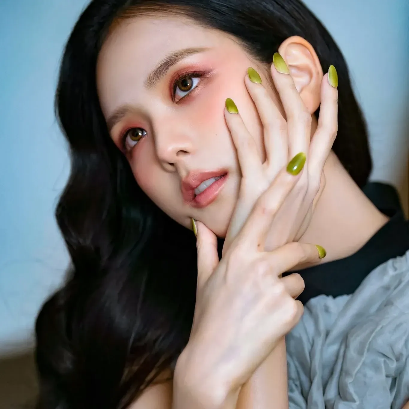 Latest photo of Jisoo (1995)