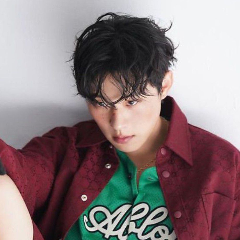 Behind-the-scenes cut of Kim Sungcheol