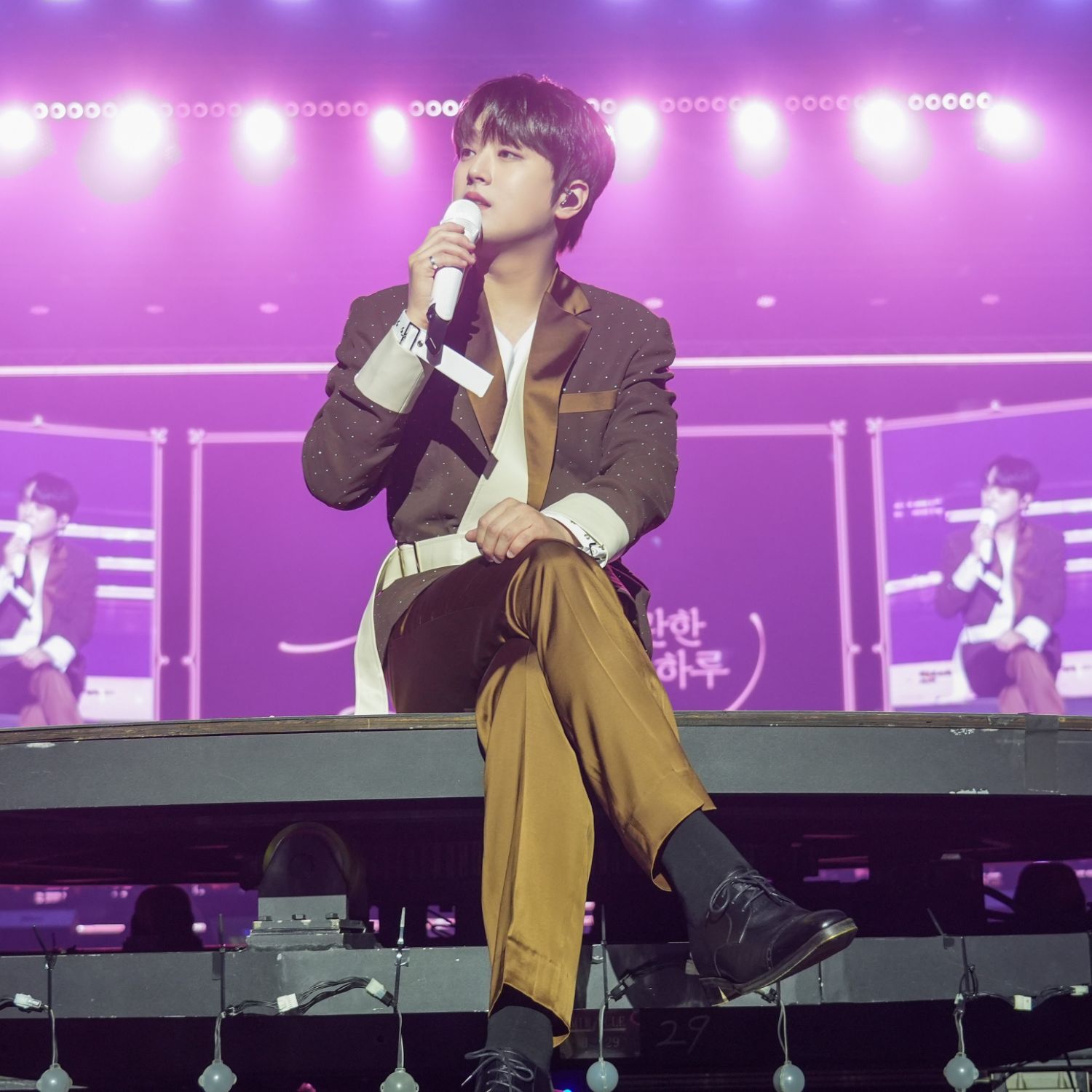 이찬원 최근 활동샷