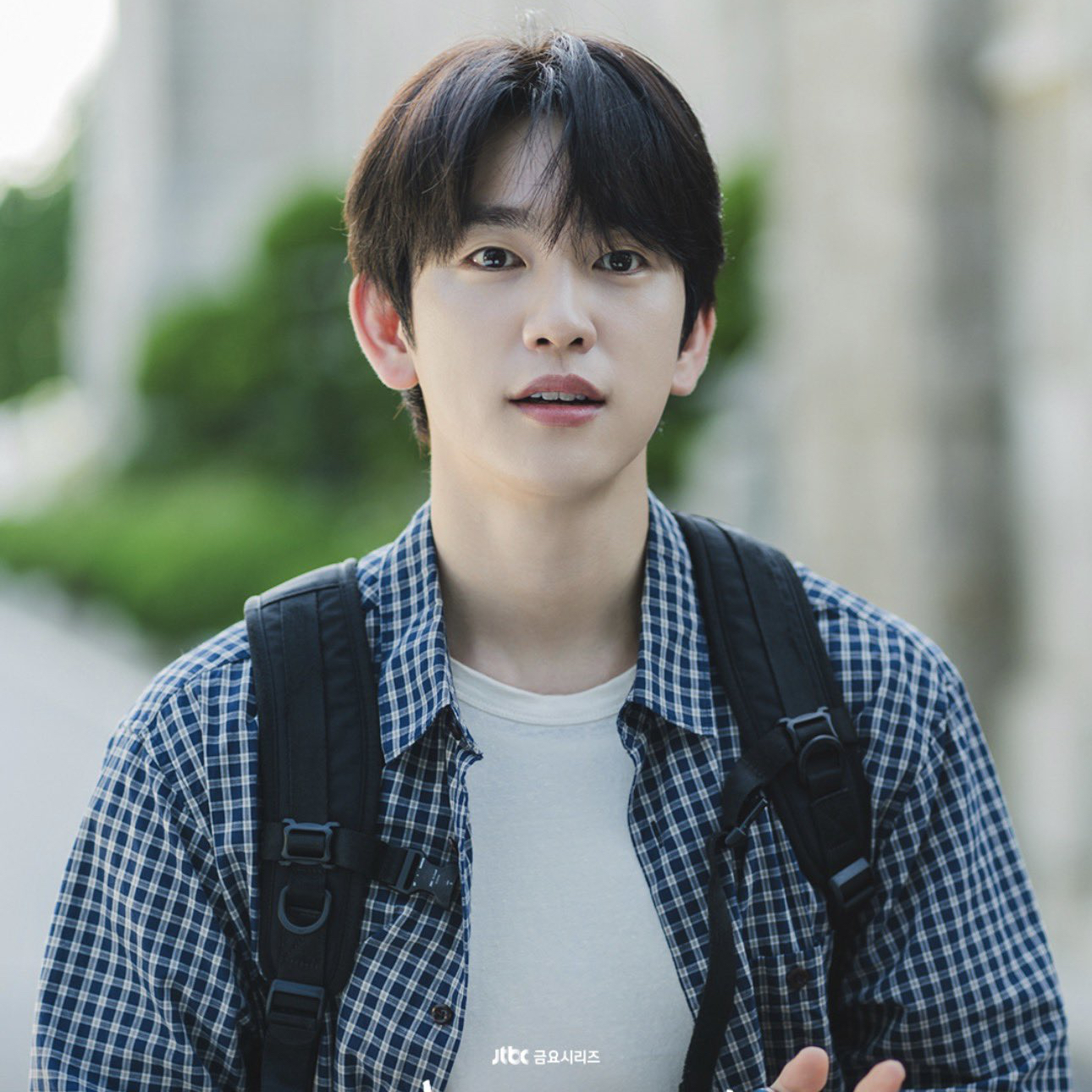 Behind-the-scenes cut of Park Jinyoung