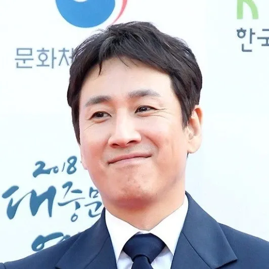 A moment captured by a fan of Lee Sunkyun