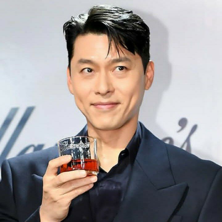 Foto kegiatan terbaru dari Hyun Bin