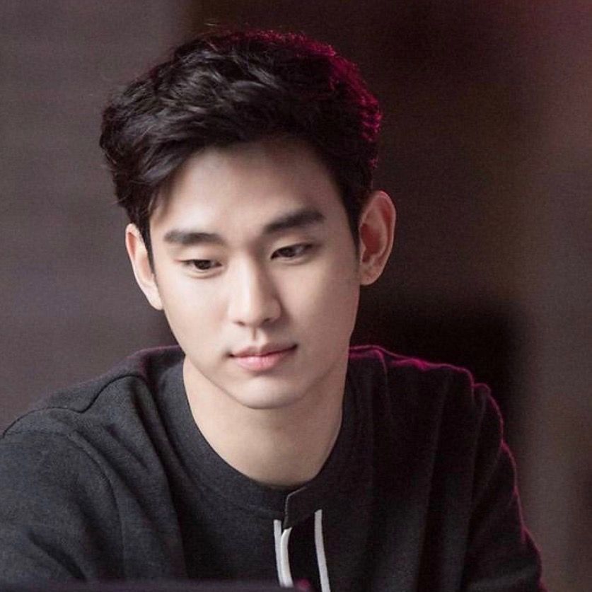 Behind-the-scenes cut of Kim Soohyun
