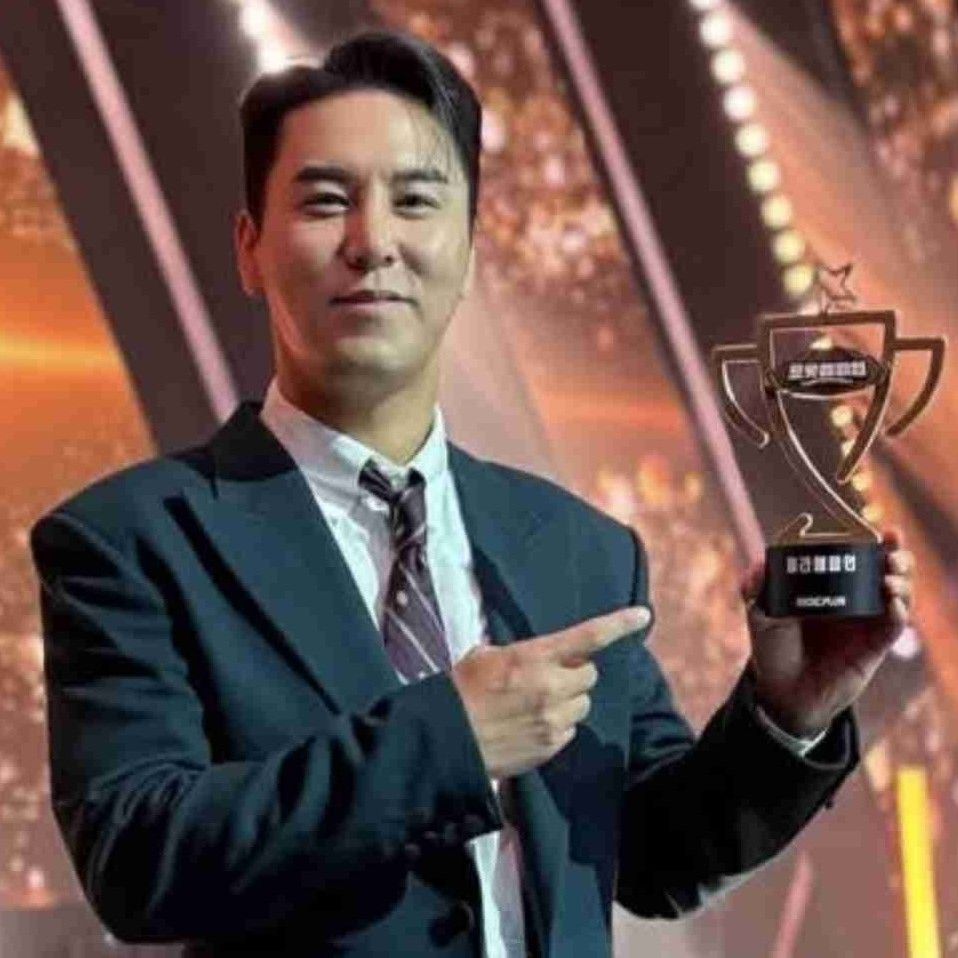 チャン・ミンホのビハインドカット