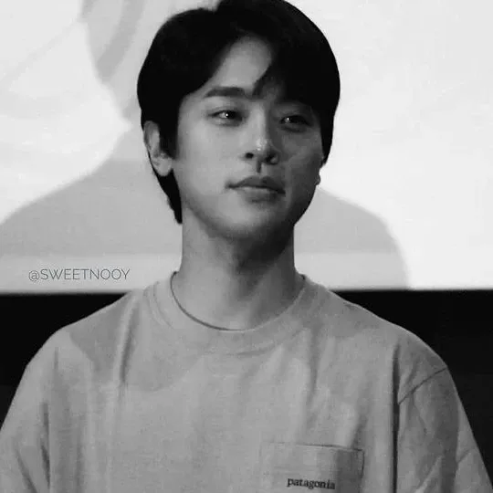 A moment captured by a fan of Park Jeongmin