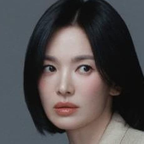 Latest photo of Song Hyekyo