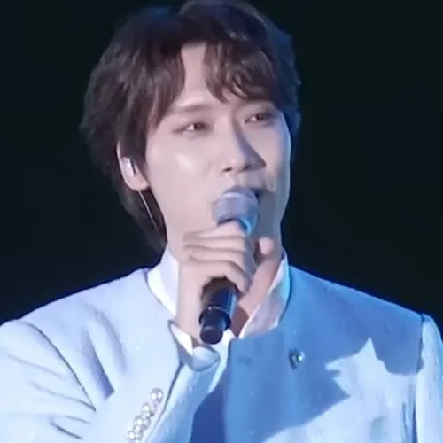 Latest photo of Choi Woojin