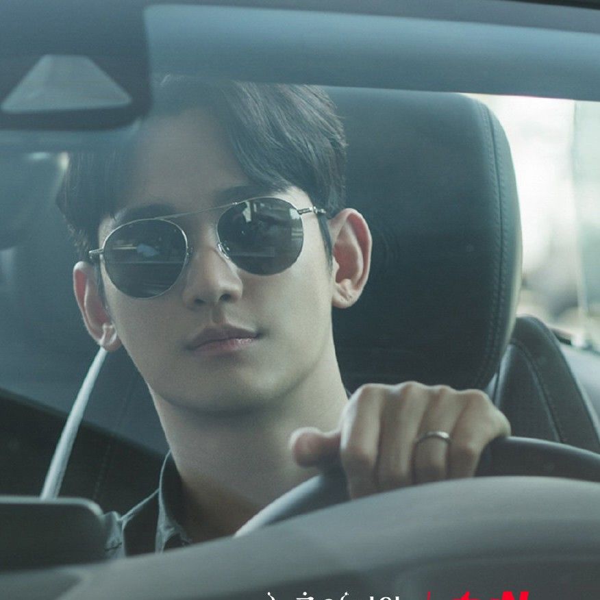 Behind-the-scenes cut of Kim Soohyun