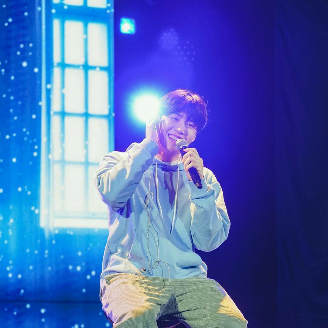 キム・ソンホの最近の活動ショット