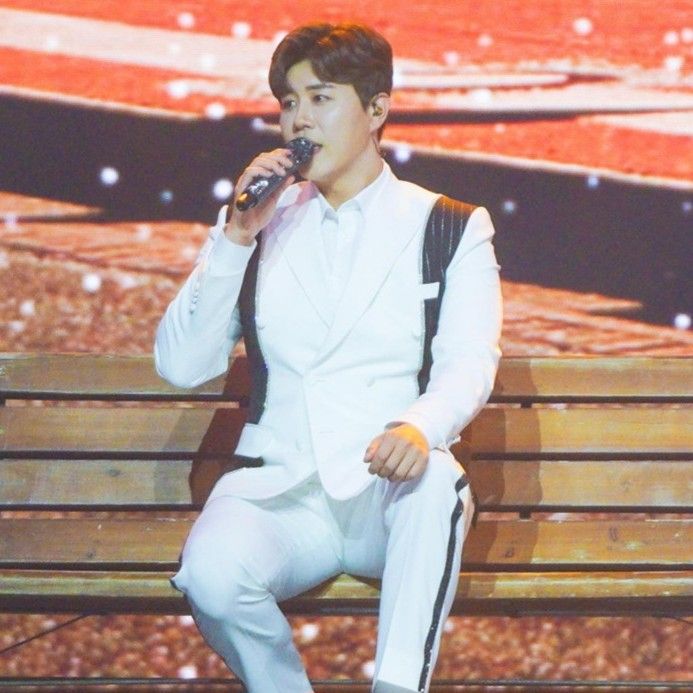 Behind-the-scenes cut of Jin Haesung