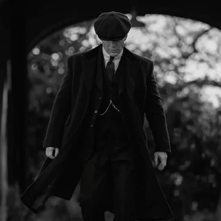 Behind-the-scenes cut of Cillian Murphy