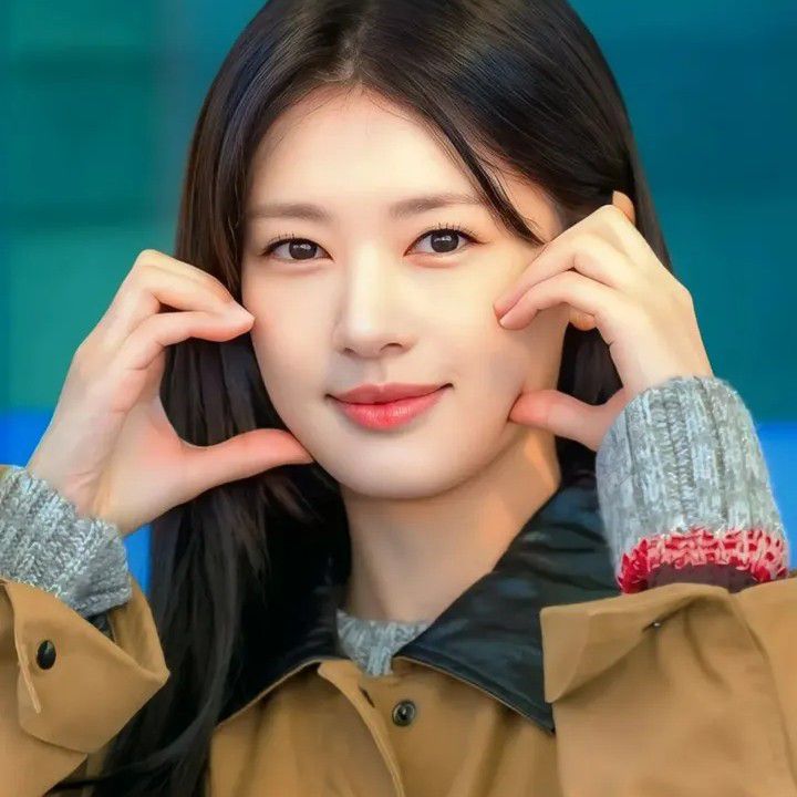 Recent activity shot of Jung Somin