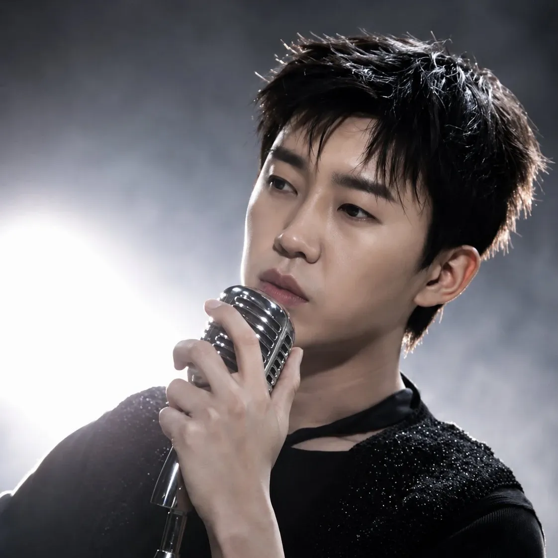 Cuplikan di balik layar dari Lim Youngwoong