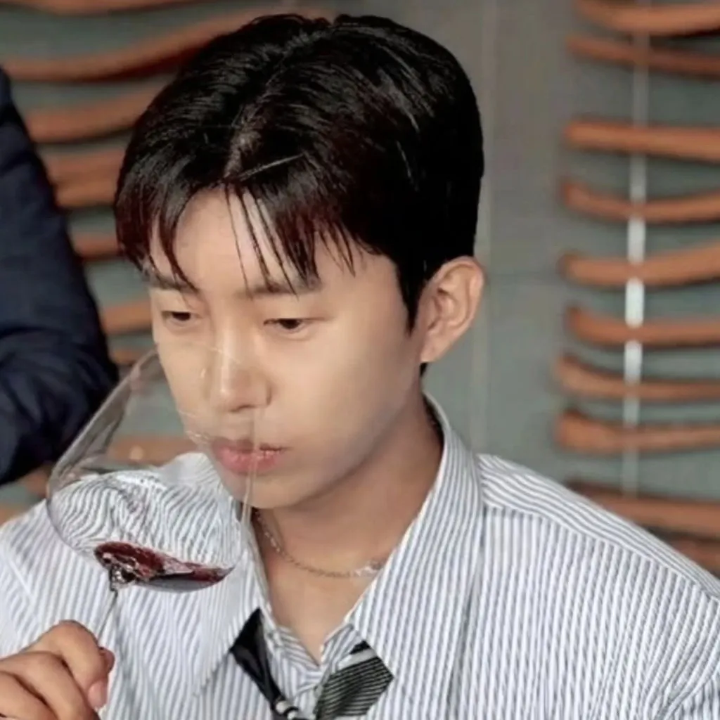 Momen yang diabadikan oleh penggemar Lim Youngwoong