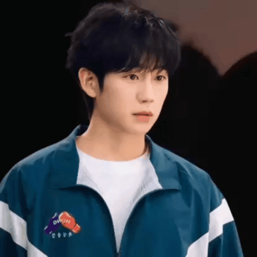 粉絲拍下的丁海寅瞬間