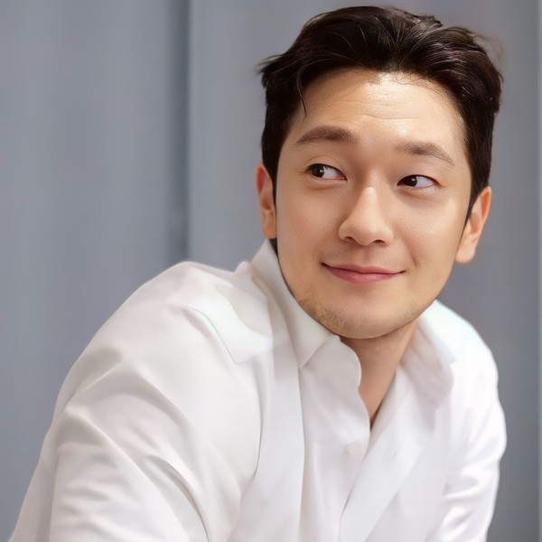 Today’s standout profile photo of Son Seokkoo on Choeaedol Celeb