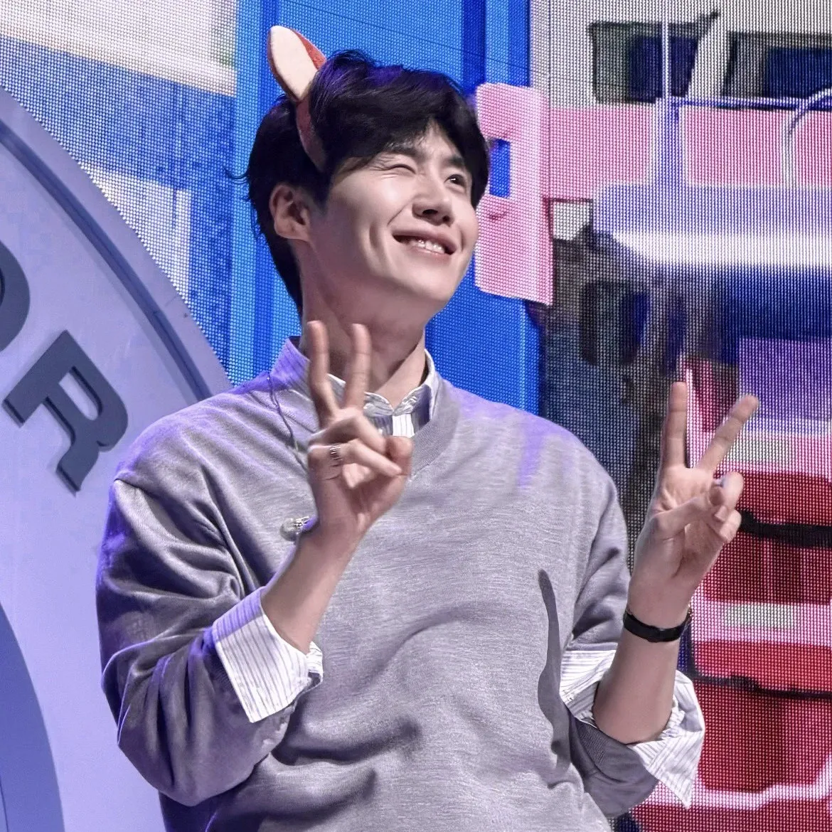 Recent activity shot of Kim Seonho