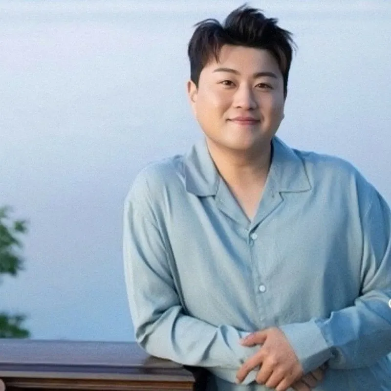 Momen yang diabadikan oleh penggemar Kim Hojoong