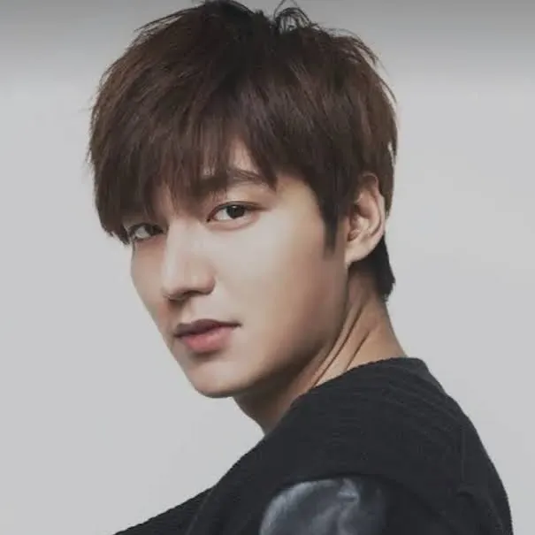 Recent activity shot of Lee Minho