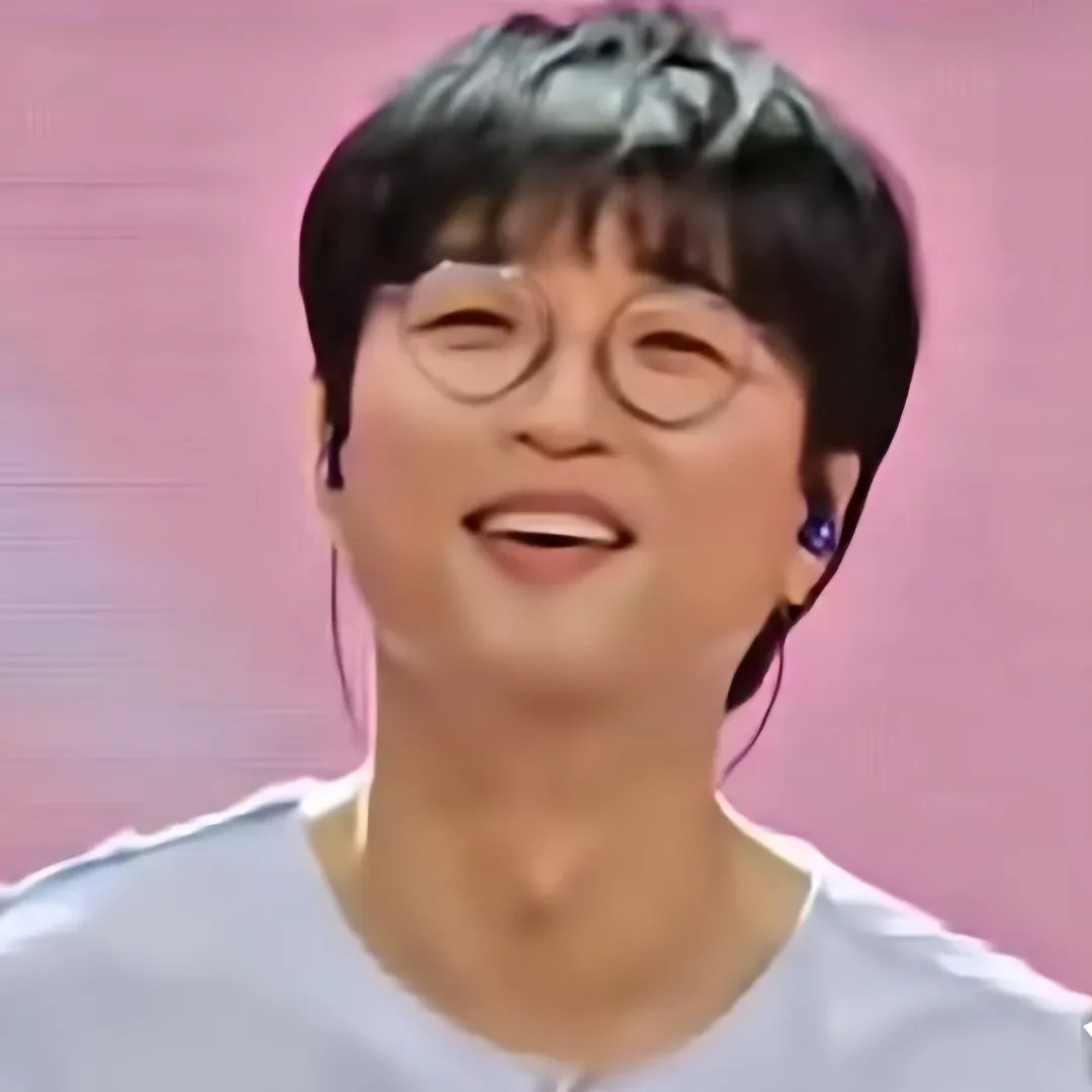 Recent activity shot of Bak Changgeun