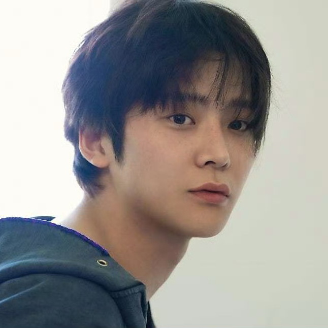Cuplikan di balik layar dari Rowoon