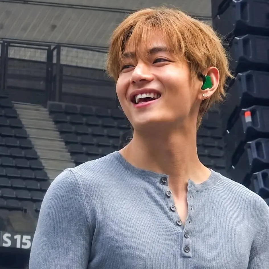 A moment captured by a fan of Kim Taehyung (V)