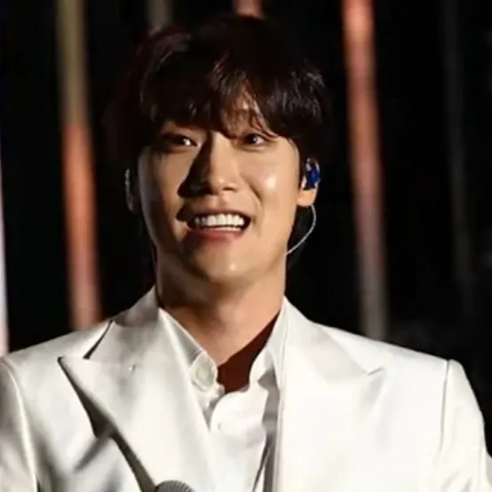 Recent activity shot of Choi Woojin